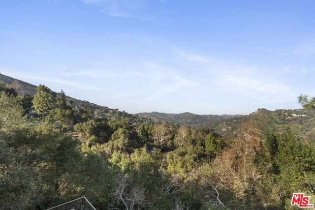 19901 Grand View Drive, Topanga (los Angeles), CA 90290
