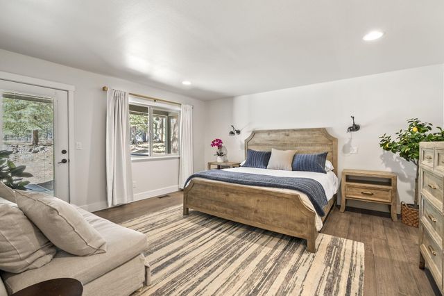 60757 Golf Village Loop, Bend, OR 97702