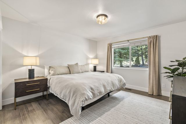 60757 Golf Village Loop, Bend, OR 97702