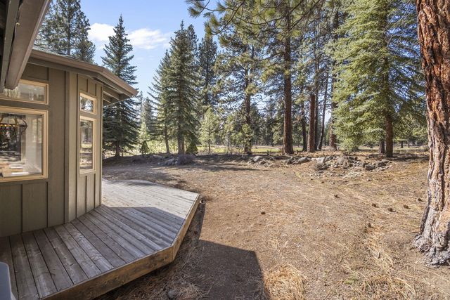 60757 Golf Village Loop, Bend, OR 97702