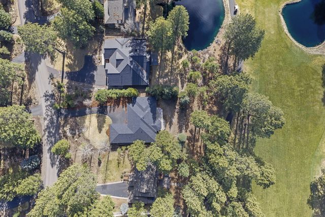 60757 Golf Village Loop, Bend, OR 97702