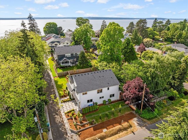 12119 12th Avenue NW, Seattle, WA 98177