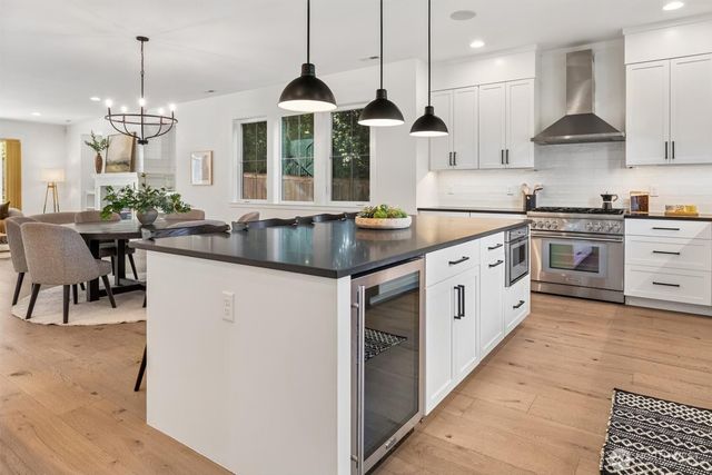 12119 12th Avenue NW, Seattle, WA 98177