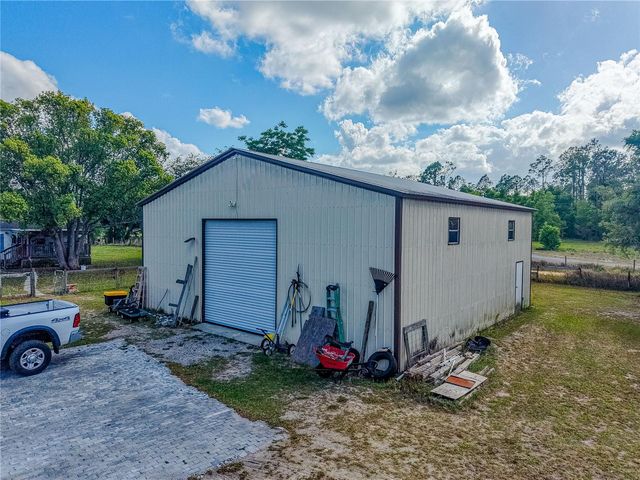4536 EMPIRE CHURCH RD, Groveland, FL 34736