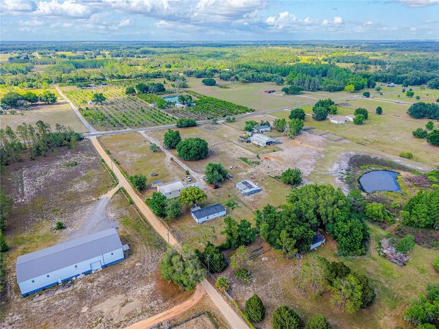 4536 EMPIRE CHURCH RD, Groveland, FL 34736