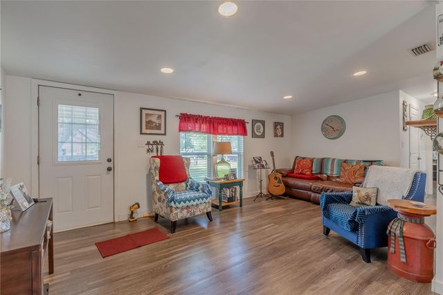 4536 EMPIRE CHURCH RD, Groveland, FL 34736