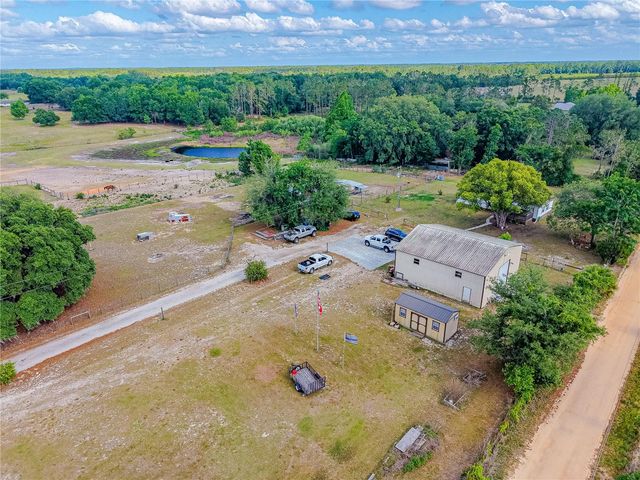 4536 EMPIRE CHURCH RD, Groveland, FL 34736