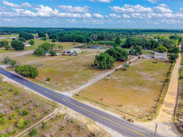 4536 EMPIRE CHURCH RD, Groveland, FL 34736