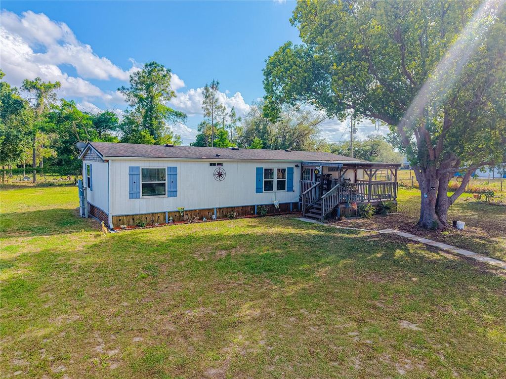 4536 EMPIRE CHURCH RD, Groveland, FL 34736