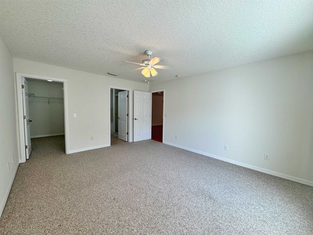 932 Delcie Dr, St Augustine, FL 32086