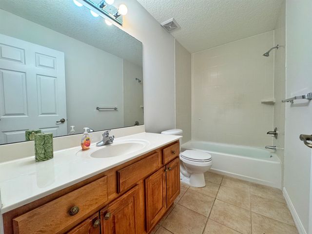 932 Delcie Dr, St Augustine, FL 32086