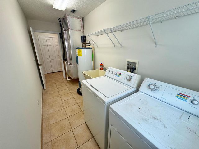 932 Delcie Dr, St Augustine, FL 32086