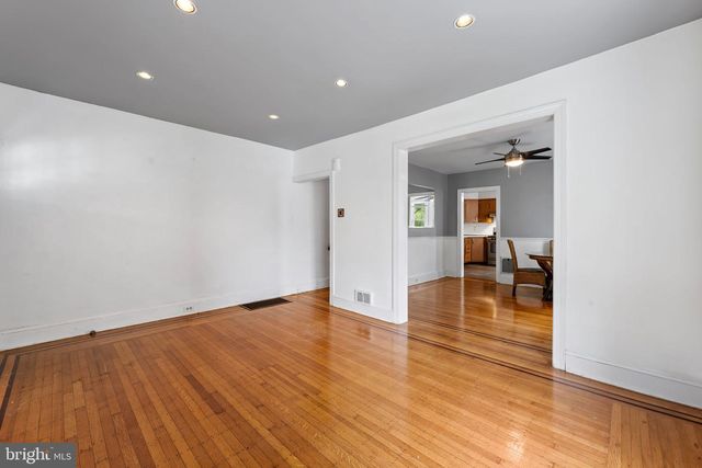 809 ARDMORE AVE, Ardmore, PA 19003
