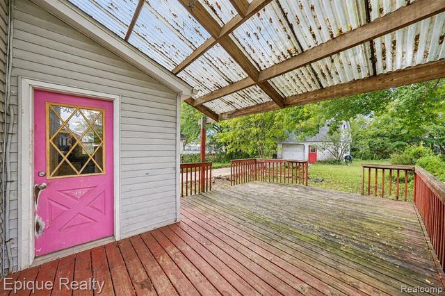 16167 Manchester Avenue, Eastpointe, MI 48021