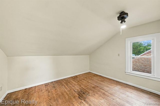 16167 Manchester Avenue, Eastpointe, MI 48021