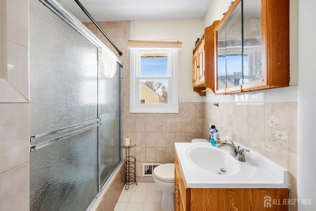 1432 Division Avenue, Piscataway, NJ 08854