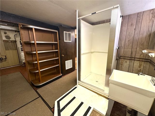 38345 Aurora Road, Solon, OH 44139