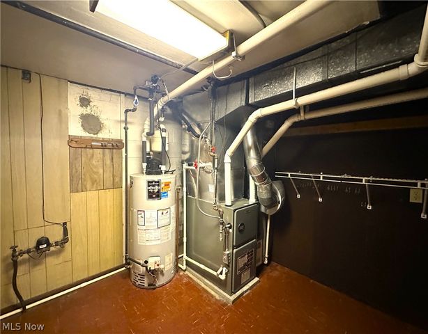 38345 Aurora Road, Solon, OH 44139