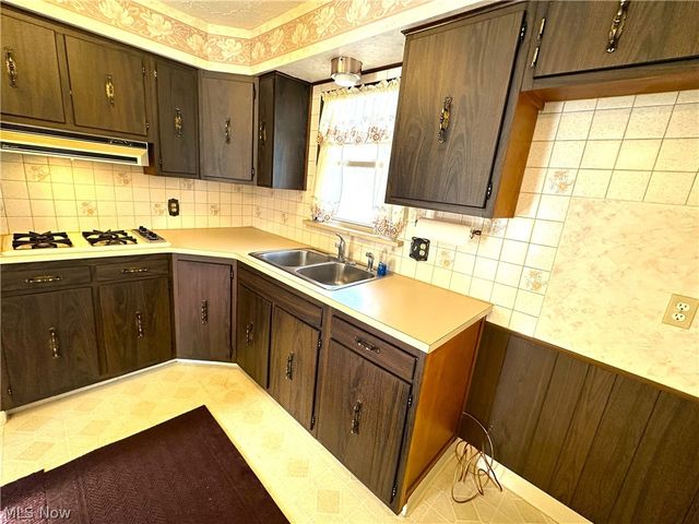 38345 Aurora Road, Solon, OH 44139