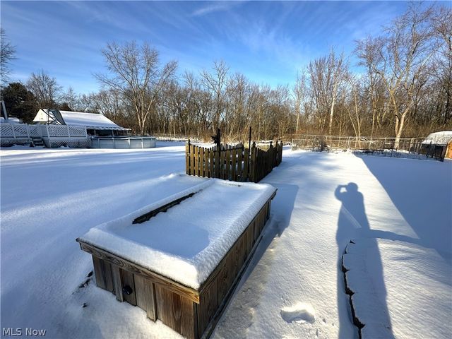 38345 Aurora Road, Solon, OH 44139