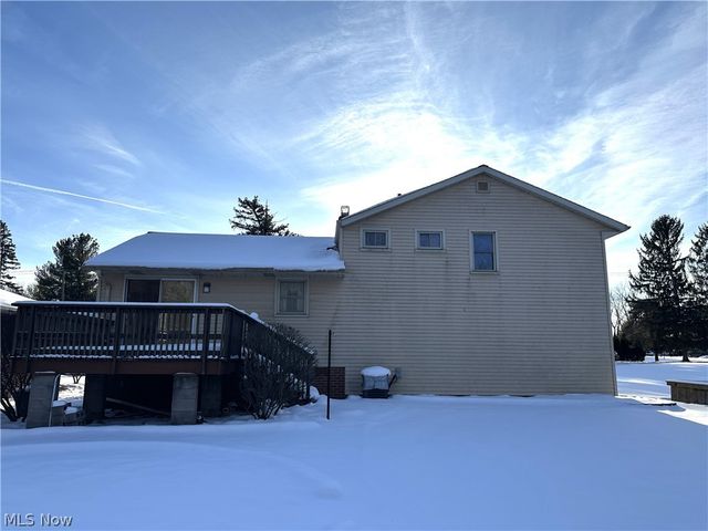 38345 Aurora Road, Solon, OH 44139