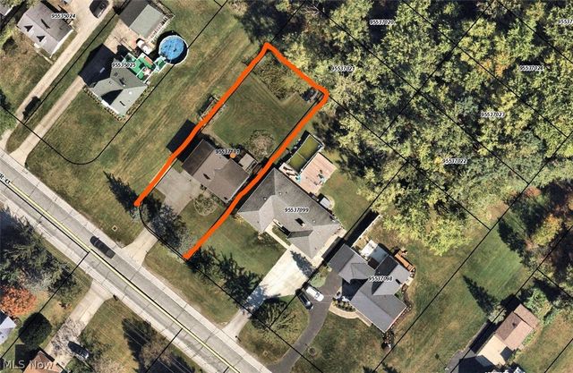 38345 Aurora Road, Solon, OH 44139