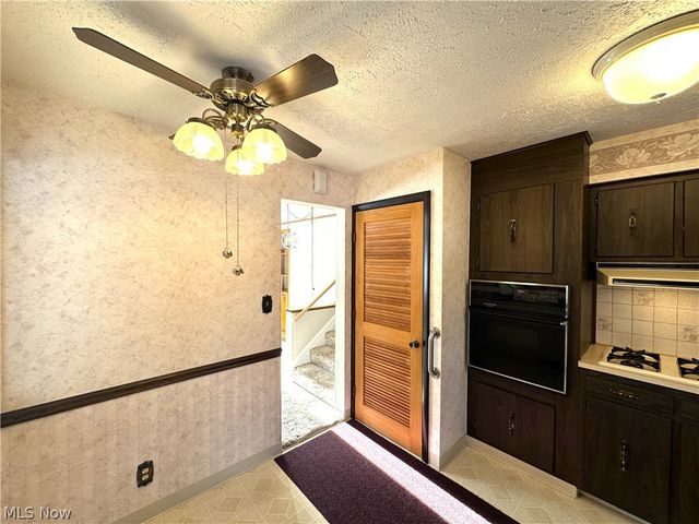 38345 Aurora Road, Solon, OH 44139