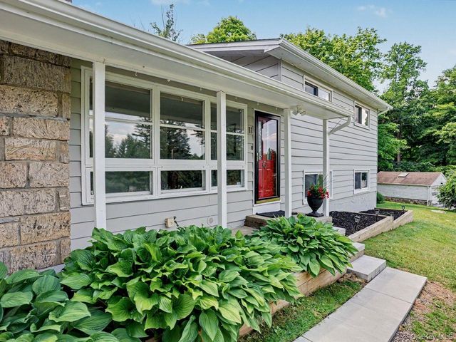 11 Leona Drive, Brewster, NY 10509