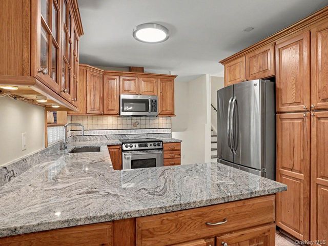 11 Leona Drive, Brewster, NY 10509