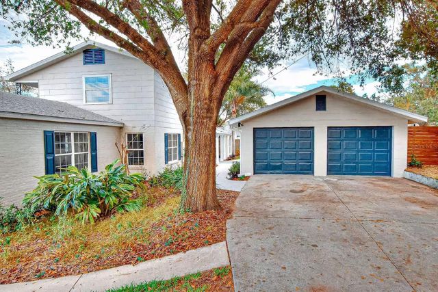 1302 LAKE ELBERT DR SE, Winter Haven, FL 33880
