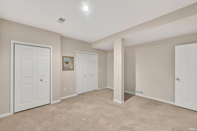 51263 Leeward Point, Granger, IN 46530