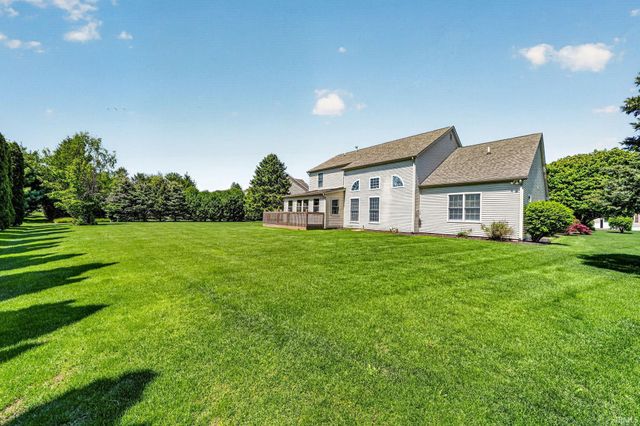 51263 Leeward Point, Granger, IN 46530