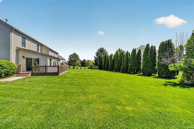 51263 Leeward Point, Granger, IN 46530