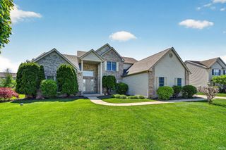 51263 Leeward Point, Granger, IN 46530
