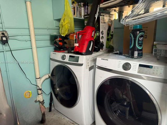 4470 W 1st Ave, Hialeah, FL 33012