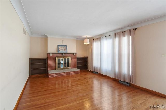 232 Gilmore Lake Road, Columbia, IL 62236