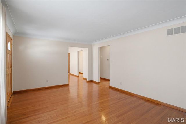 232 Gilmore Lake Road, Columbia, IL 62236