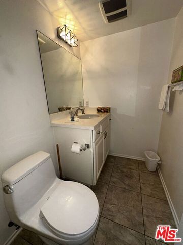13121 Mindanao Way 6, Marina Del Rey, CA 90292