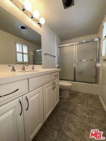 13121 Mindanao Way 6, Marina Del Rey, CA 90292