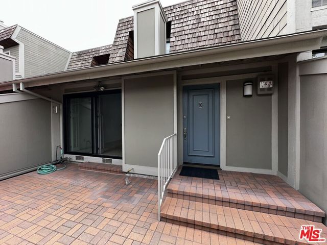 13121 Mindanao Way 6, Marina Del Rey, CA 90292
