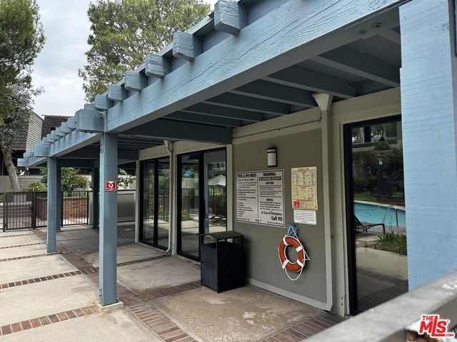 13121 Mindanao Way 6, Marina Del Rey, CA 90292