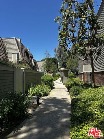 13121 Mindanao Way 6, Marina Del Rey, CA 90292