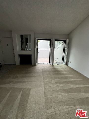13121 Mindanao Way 6, Marina Del Rey, CA 90292