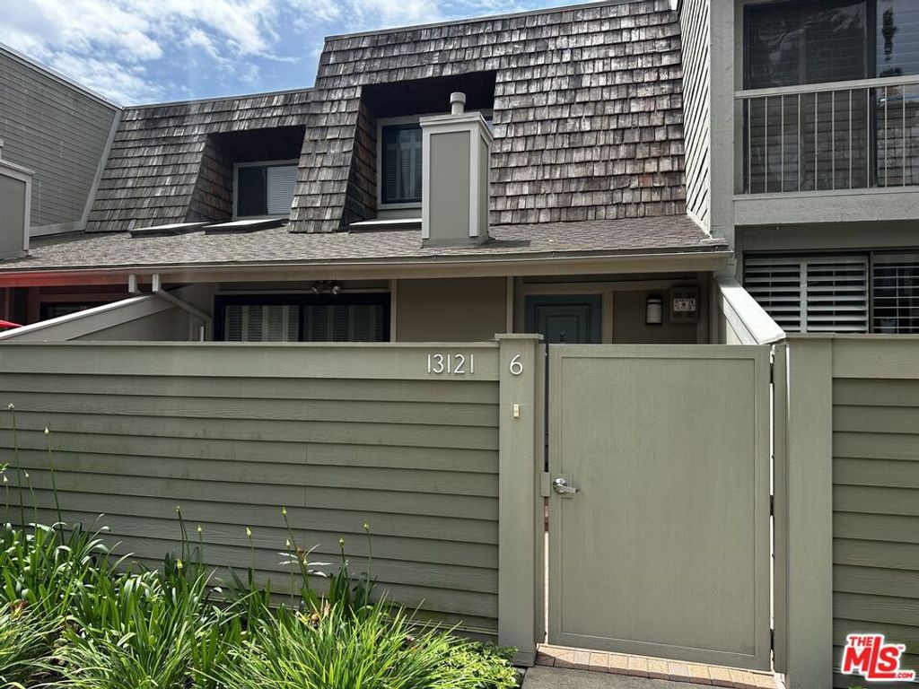 13121 Mindanao Way 6, Marina Del Rey, CA 90292