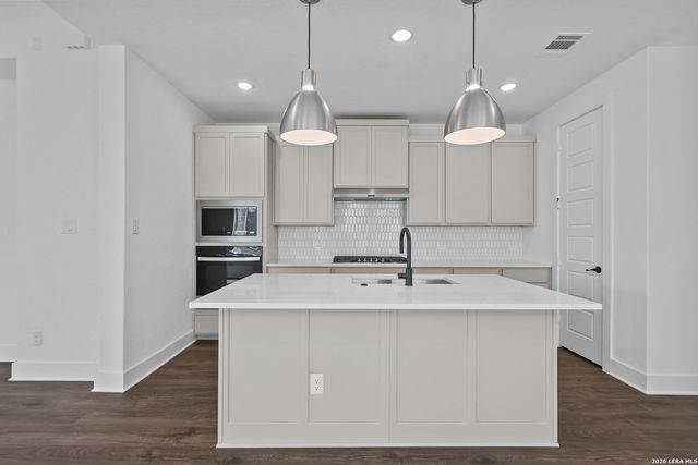 1868 Bighorn Trail, New Braunfels, TX 78132