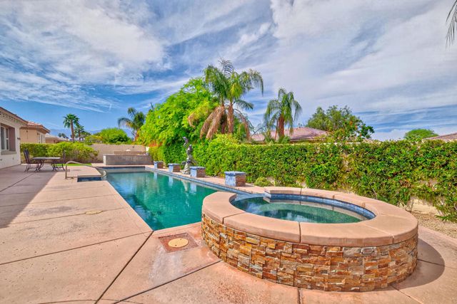 120 Tesori Drive, Palm Desert, CA 92211