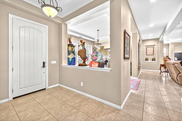 120 Tesori Drive, Palm Desert, CA 92211