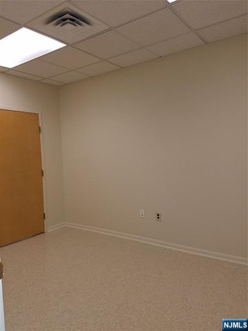 155 N Washington Avenue B-2ND. FL., Bergenfield, NJ 07621