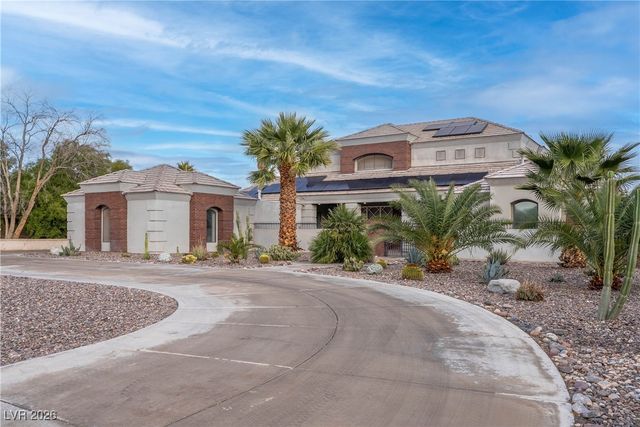 2850 Rosanna Street, Las Vegas, NV 89117