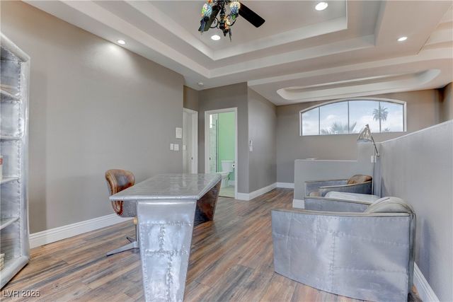 2850 Rosanna Street, Las Vegas, NV 89117